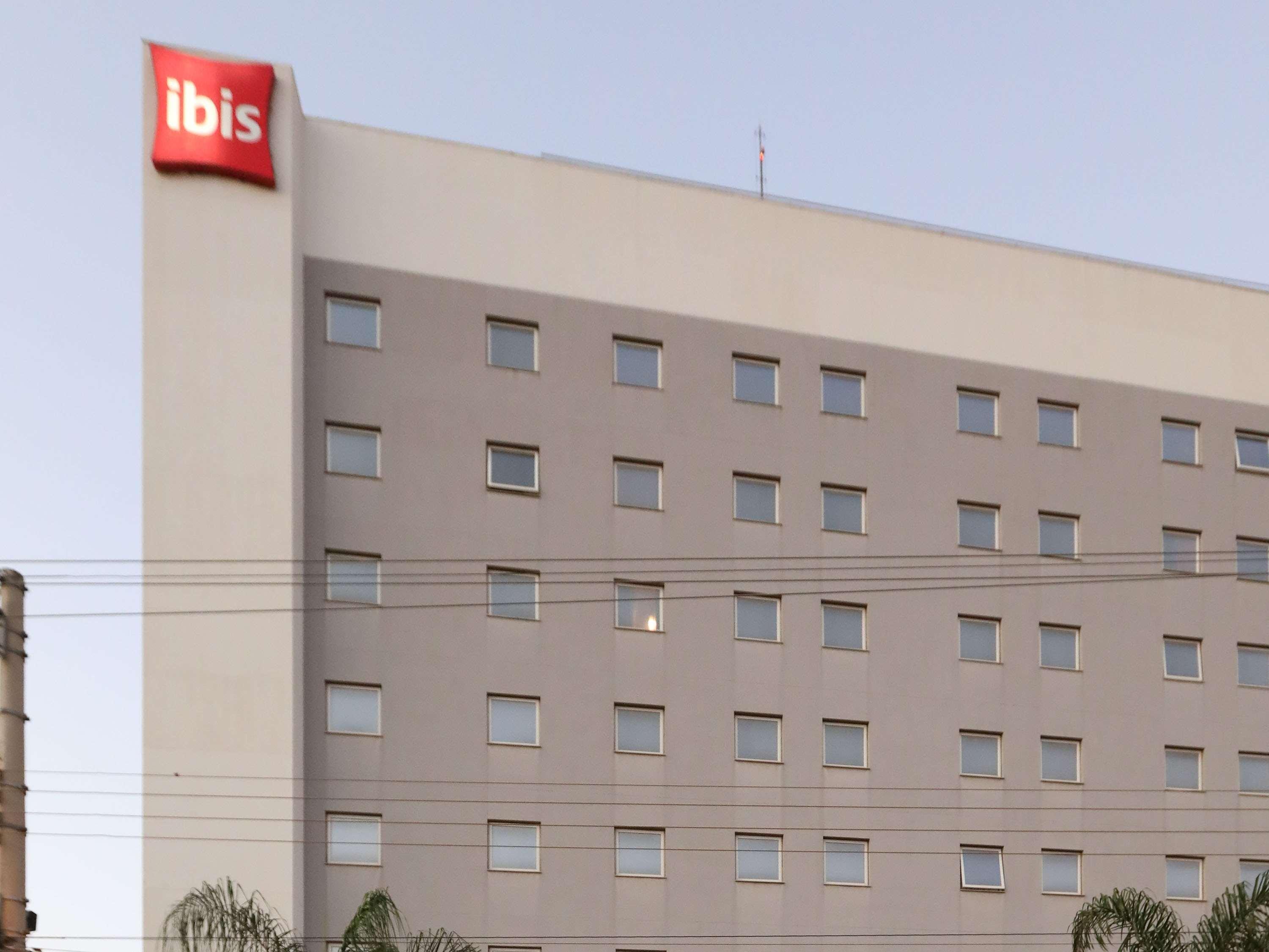 Hotel Ibis Montes Claros Shopping Exteriér fotografie