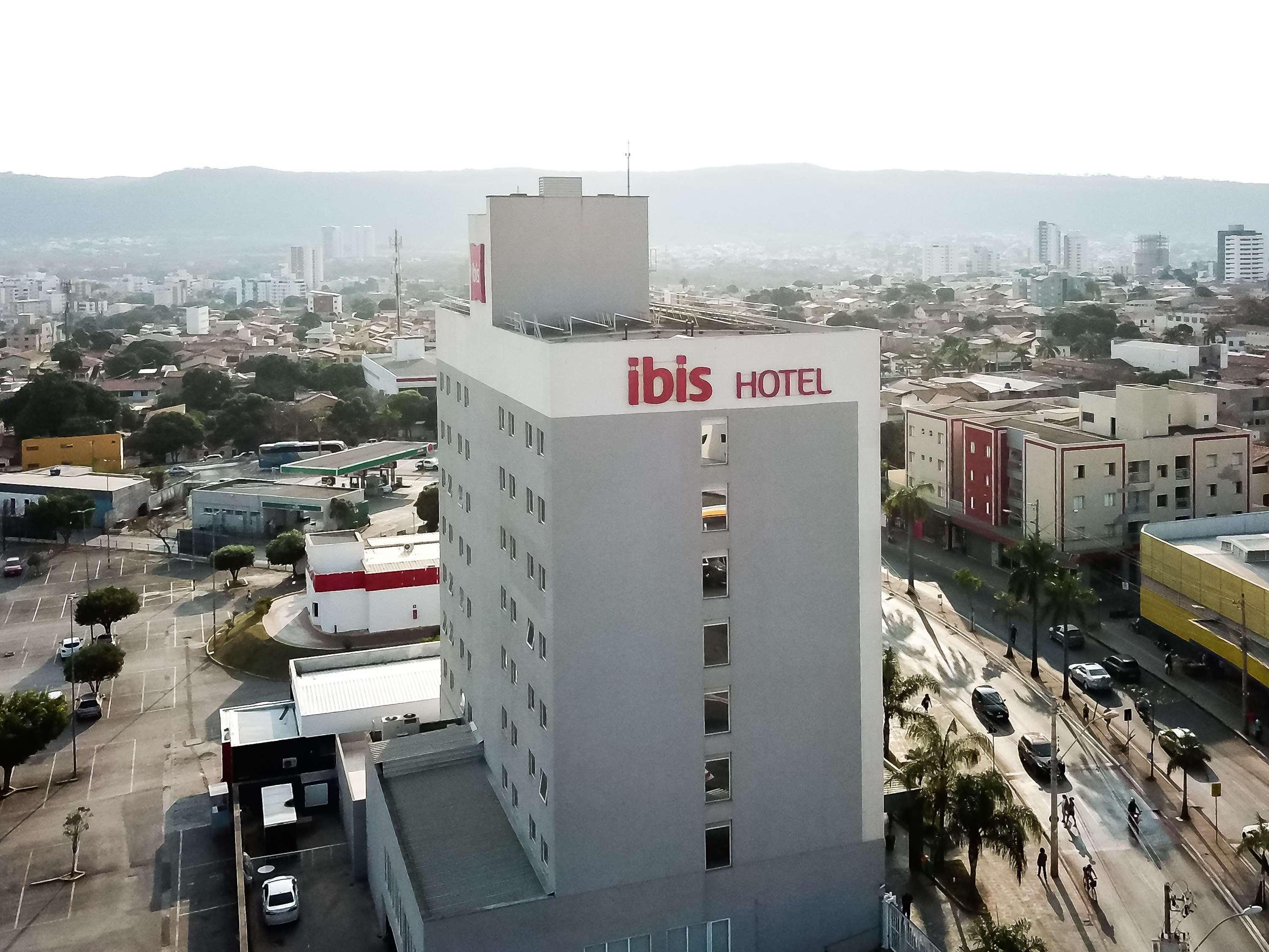 Hotel Ibis Montes Claros Shopping Exteriér fotografie